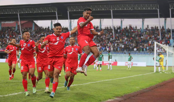 তিন গোল খেয়ে এক গোল দিলো বাংলাদেশ