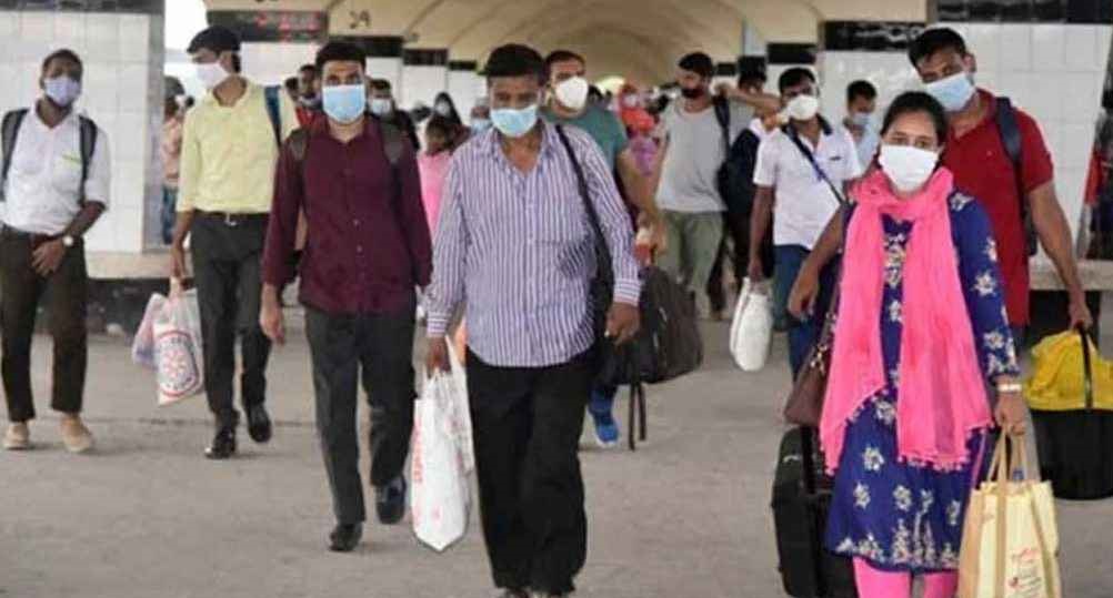 ঈদের ফিরতি যাত্রায় সবাইকে মাস্ক পরার অনুরোধ রেলপথ মন্ত্রণালয়ের