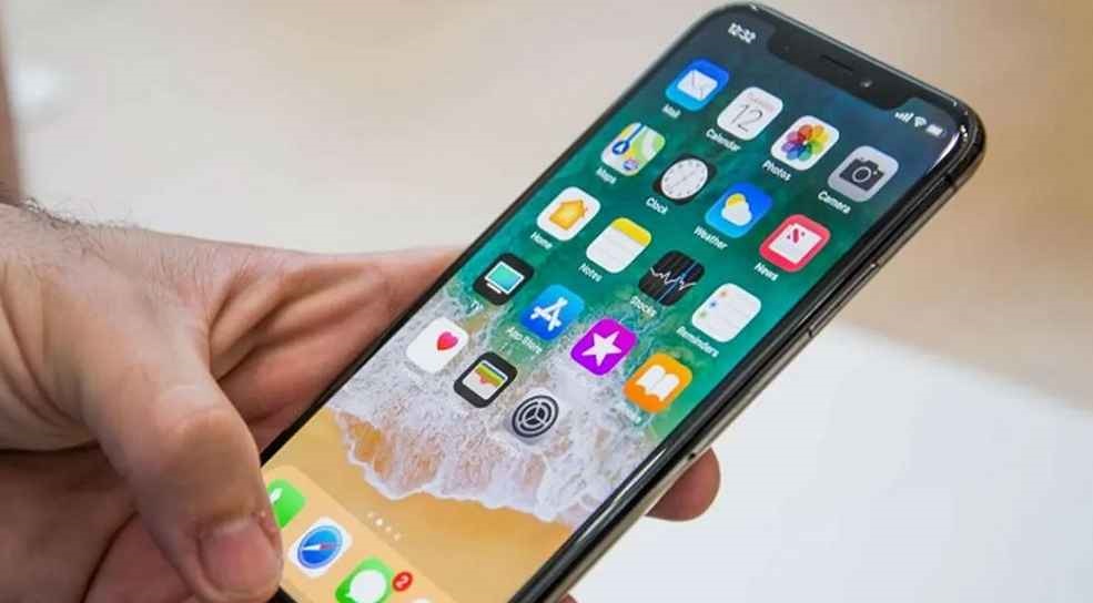 স্বল্পমূল্যে স্মার্টফোন সরবারহ করতে চায় সরকার