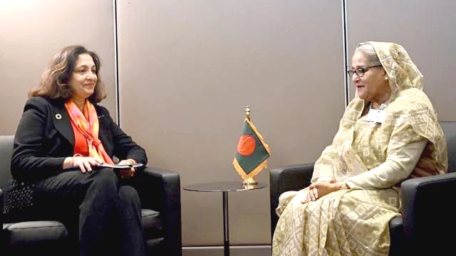 প্রধানমন্ত্রীর সঙ্গে আজরা জেয়ার বৈঠক