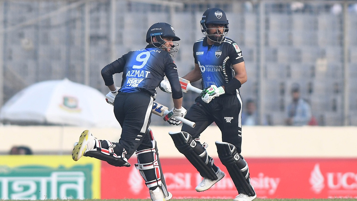 ওমরজাইয়ের অলরাউন্ড নৈপুণ্যে কুমিল্লাকে হারালো রংপুর