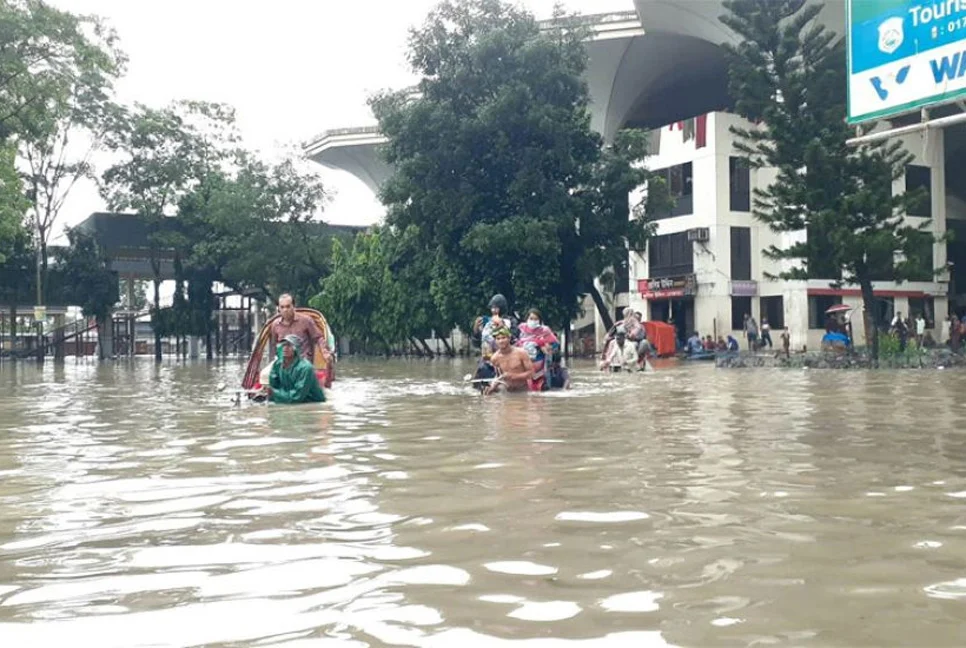 সিলেটে সোমবারের পর থেকে বন্যা পরিস্থিতির উন্নতির আশা