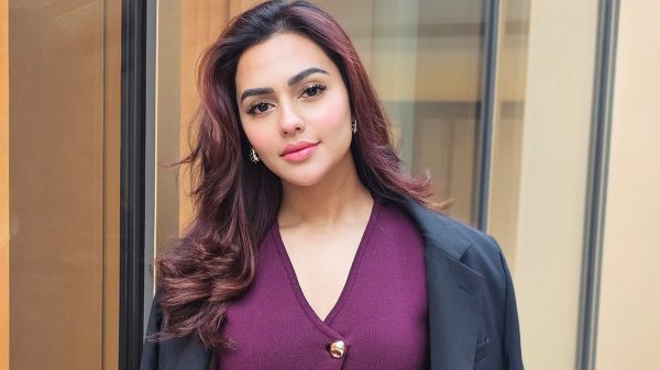 11abdda717517a94cc34a5d8642eb3d9f9b7bdb698d208c8