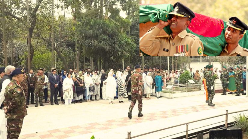 পিলখানা হত্যাকাণ্ডে শহীদদের প্রতি রাষ্ট্রপতি-প্রধানমন্ত্রীর শ্রদ্ধা