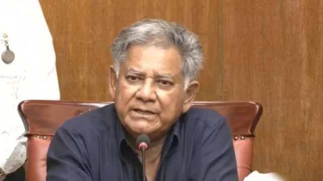 নির্ধারিত সময়ে পণ্য খালাস না করলে গুনতে হবে তিনগুণ জরিমানা: উপদেষ্টা সাখাওয়াত