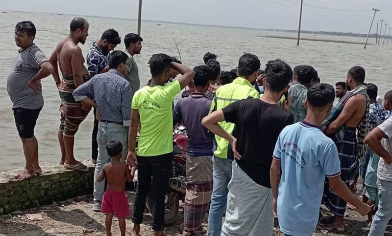 নিকলী হাওরে গোসলে নেমে পর্যটকের মৃত্যু, ২ জনের অবস্থা আশঙ্কাজনক