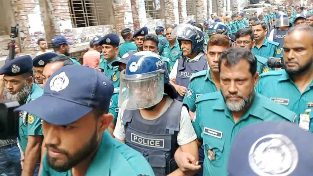 ১৪৪ মামলায় নতুন গ্রেফতার ৩৪, আট জনের রিমান্ড