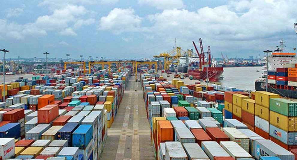 চট্টগ্রাম বন্দর পরিচালনার দায়িত্ব বিদেশিদের না দিতে রিট