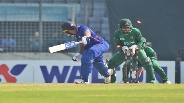 সাকিবের ঘূর্ণিতে ১৮৬ রানে অলআউট ভারত