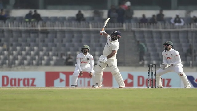 পান্তকে শতরান করতে দিলেন না মিরাজ