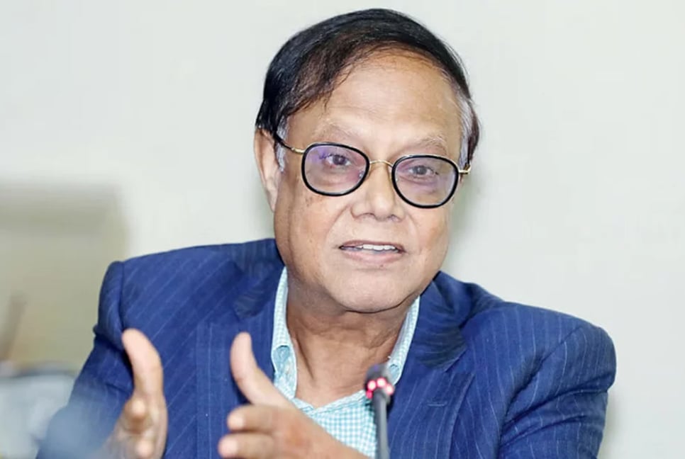 কেন্দ্রীয় ব্যাংক গ্রাহকদের স্বার্থ সবার আগে দেখবে : গভর্নর