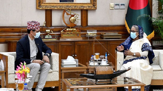 বাংলাদেশকে বিদ্যুৎ দিতে চায় নেপাল