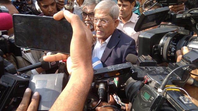 দলীয় কার্যালয়ে ঢুকতে পারলেন না ফখরুল