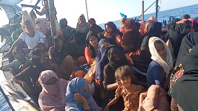 সাগরে ১৮০ রোহিঙ্গার মৃত্যুর আশঙ্কা