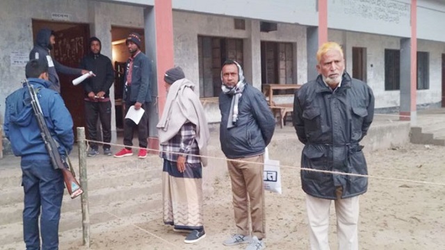 গাইবান্ধা-৫ আসনের উপ-নির্বাচনের চলছে ভোটগ্রহণ