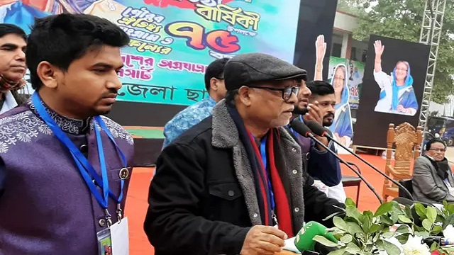 বিএনপিকে পেছনের দরজা দিয়ে ক্ষমতায় আসার চেষ্টা না করার হুঁশিয়ারি দিলেন স্বাস্থ্যমন্ত্রী