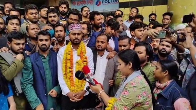 মোসাদ এজেন্টের সঙ্গে দেখা করার বিষয়ে মুখ খুললেন নুর