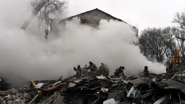 দানিপ্রোয় ক্ষেপণাস্ত্র হামলায় নিহত বেড়ে ৪০