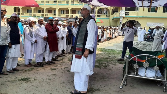 নারী ইউএনও দিয়ে গার্ড অব অনার দিতে কাদের সিদ্দিকীর বাধা