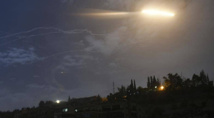 দামেস্কে ইসরায়েলের হামলা, নিহত ৪ সেনা