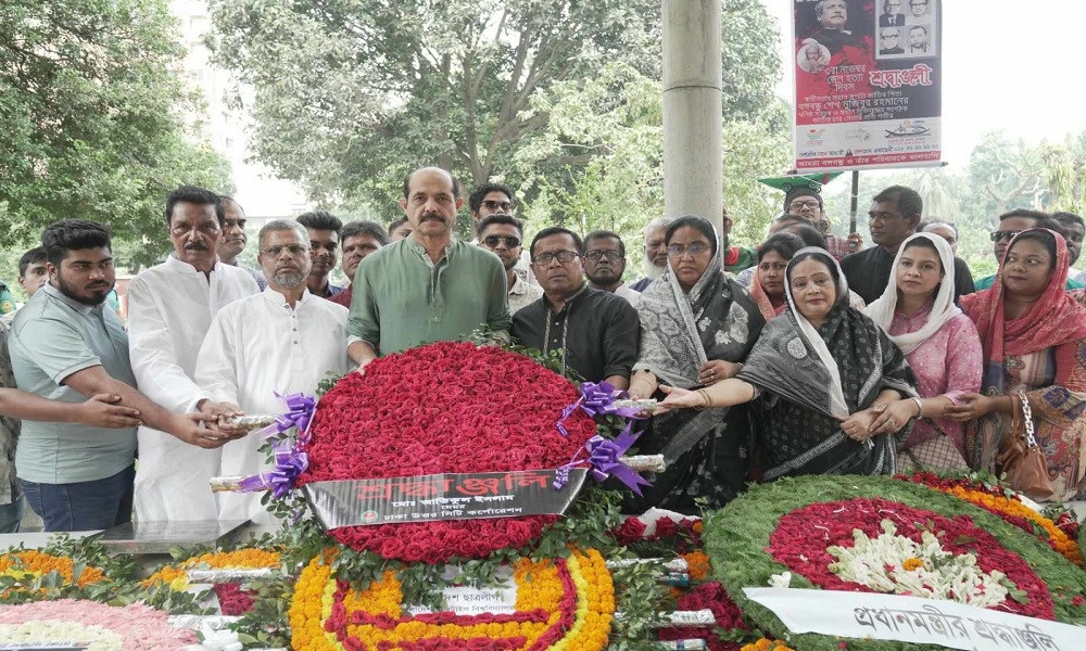 জেলহত্যা দিবসে জাতীয় নেতাদের সমাধিতে মেয়র আতিকের শ্রদ্ধা