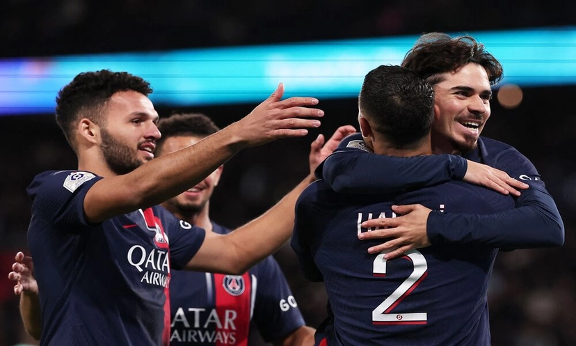 বড় জয়ে শীর্ষে ফিরল পিএসজি