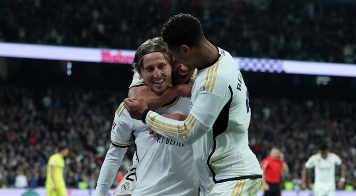 ভিয়ারিয়ালকে হারিয়ে শীর্ষে ফিরলো রিয়াল