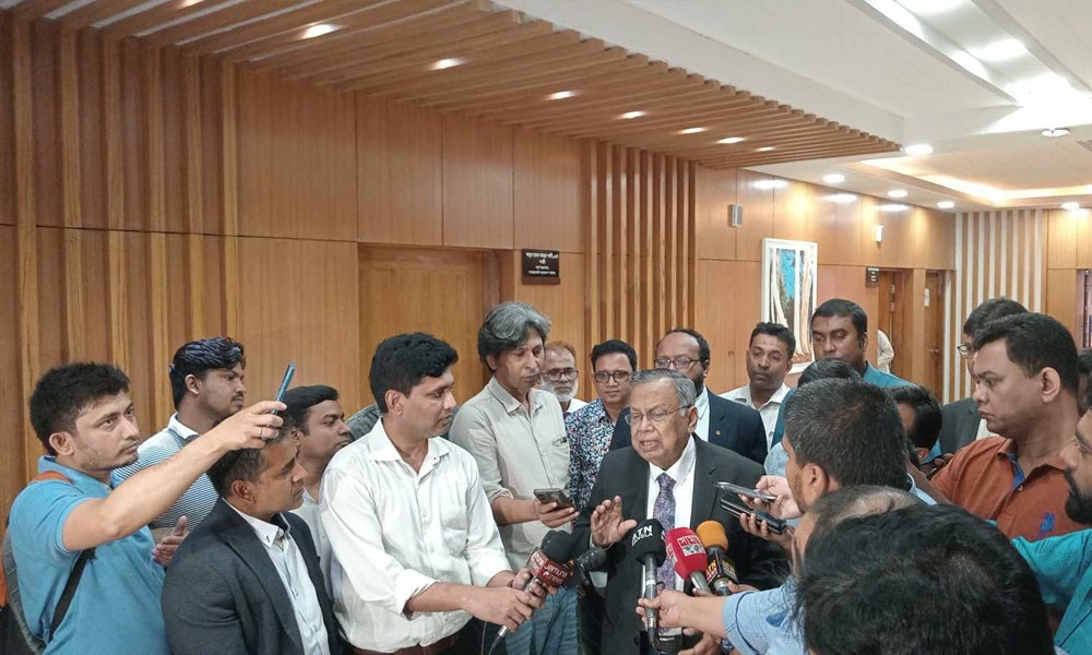 বিদেশি ঋণের চাপ আছে, তবে বেশি না : অর্থমন্ত্রী