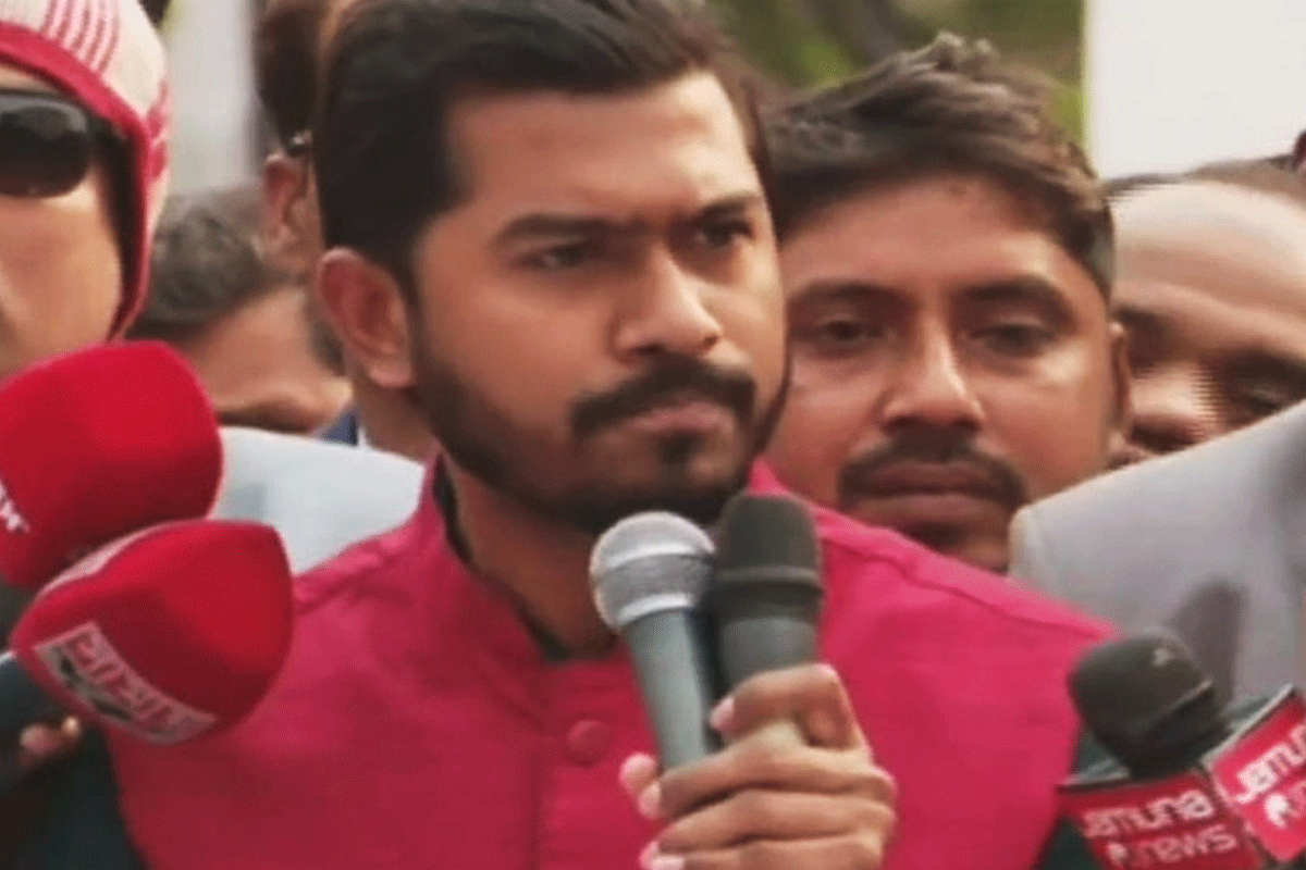 শিক্ষকদের প্রথম শ্রেণির অন্তর্ভুক্ত করতে হবে : নুর