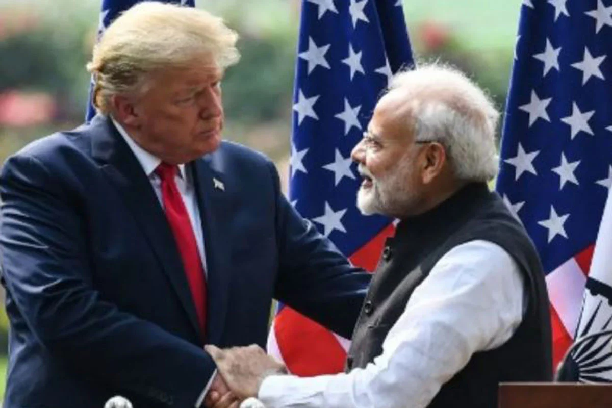 মোদিকে ফোনে অস্ত্র কেনার চাপ ট্রাম্পের