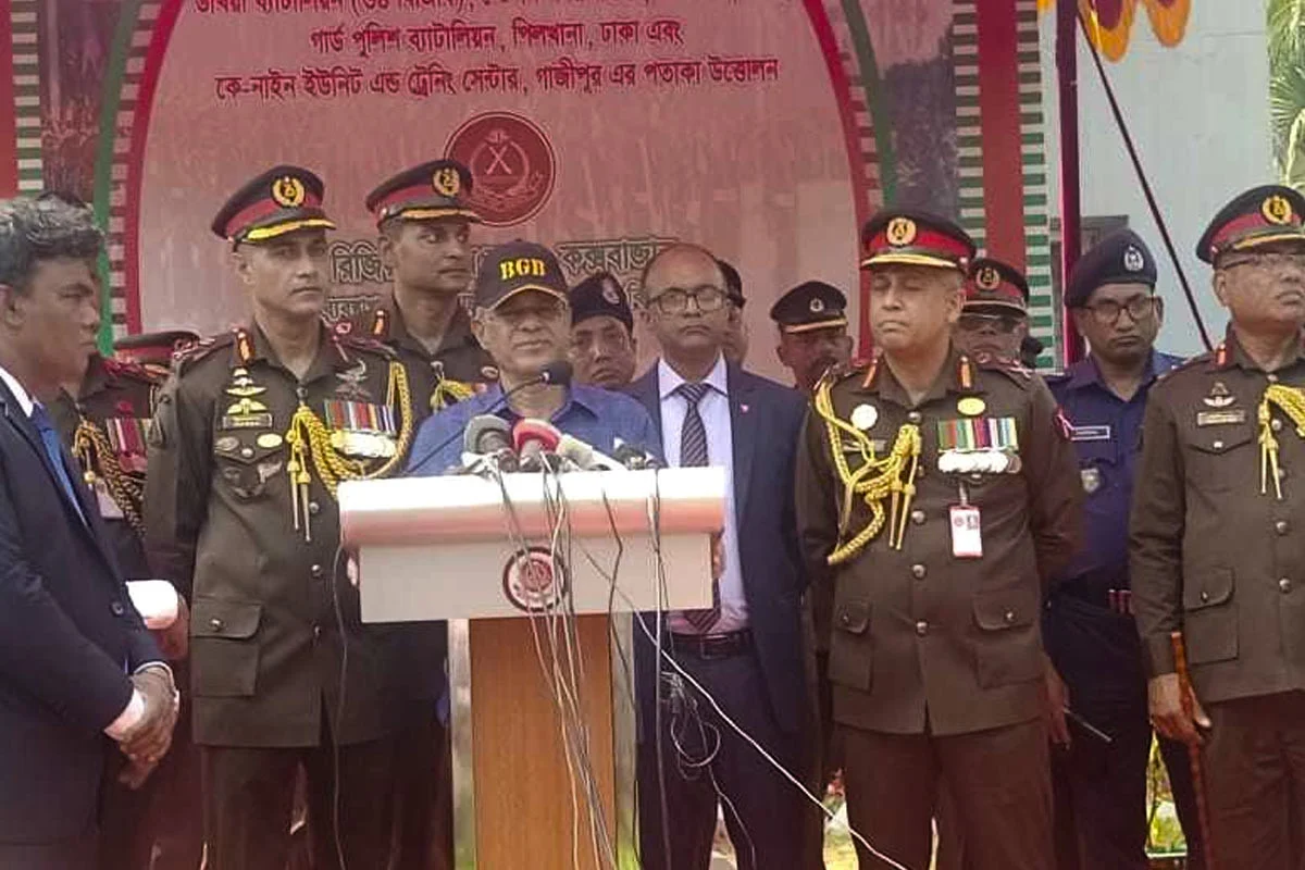 সীমান্তে নিরাপত্তা নিয়ে শঙ্কার কারণ নেই : স্বরাষ্ট্র উপদেষ্টা