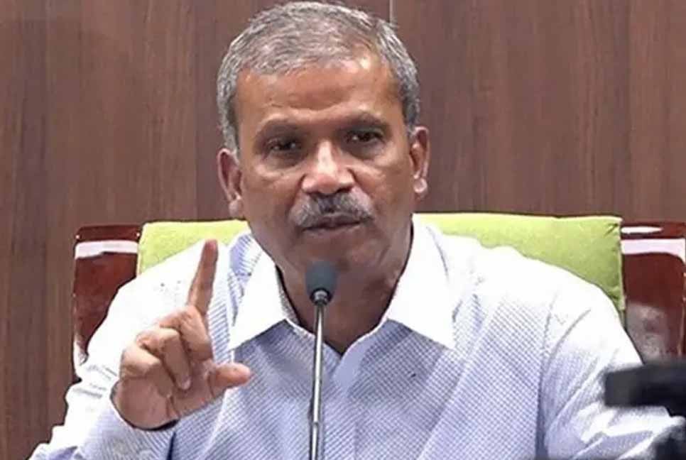 আগামীকাল থেকে বন্ধ হচ্ছে পর্ন ওয়েবসাইট : আইন উপদেষ্টা