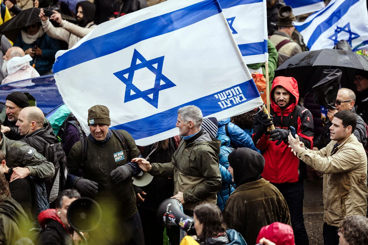 নেতানিয়াহুবিরোধী বিক্ষোভে উত্তাল ইসরায়েল