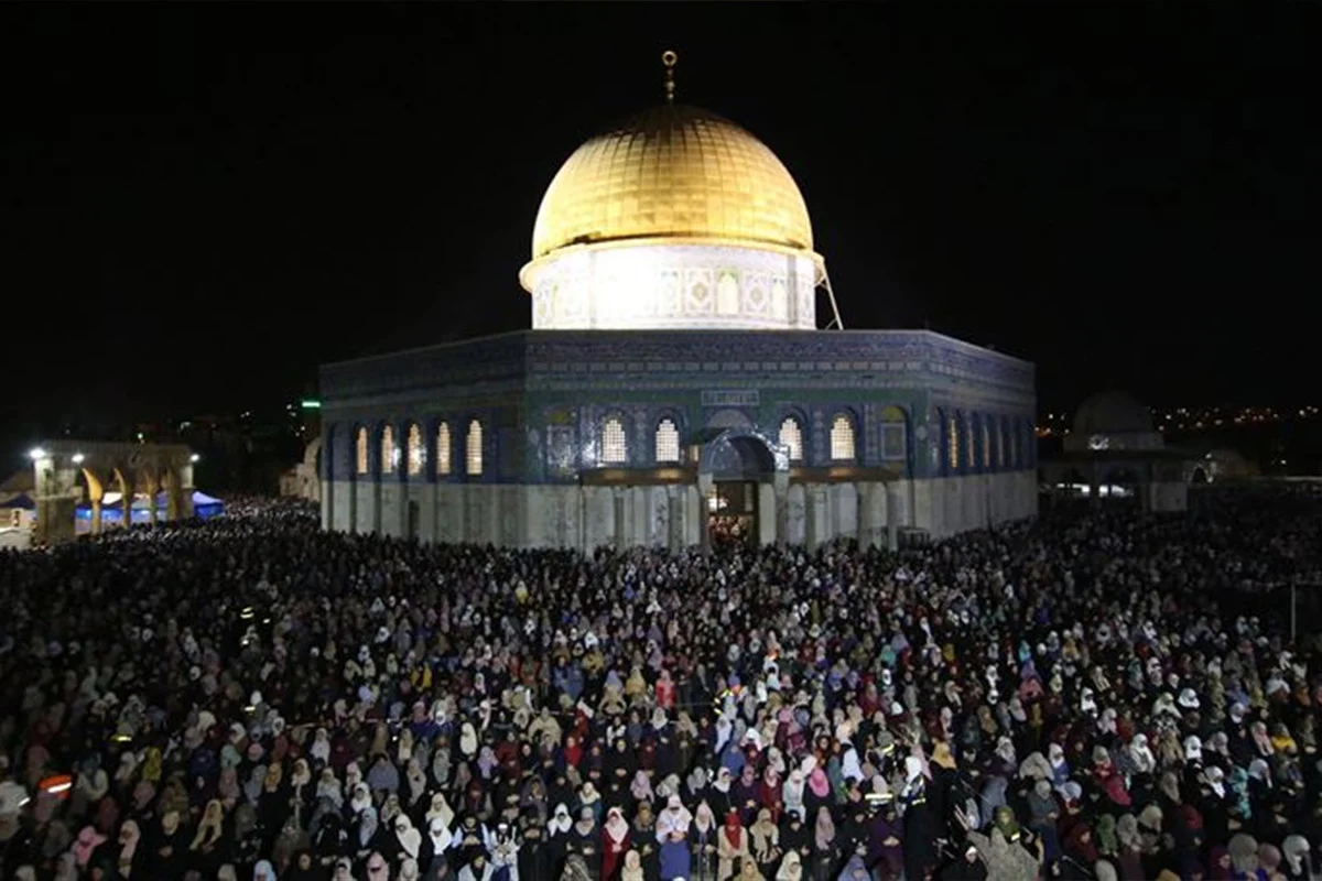 আল-আকসায় লাইলাতুল কদরে দুই লাখ মুসল্লির অংশগ্রহণ