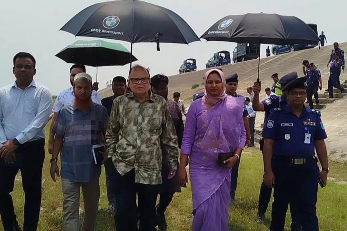 খাদ্য নিরাপত্তা নি‌য়ে কো‌নো শঙ্কা নেই : খাদ্য উপদেষ্টা