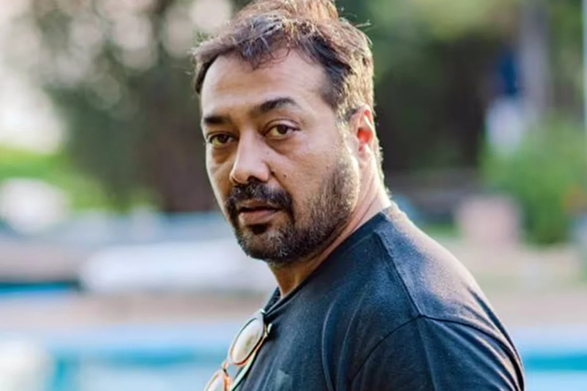 পরিবারের নারীদের ধর্ষণের হুমকি, ভয়ে ক্ষমা চাইলেন অনুরাগ কাশ্যপ