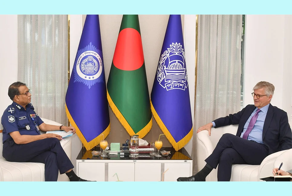 আইজিপির সঙ্গে জাতিসংঘের আন্ডার সেক্রেটারি জেনারেলের সাক্ষাৎ