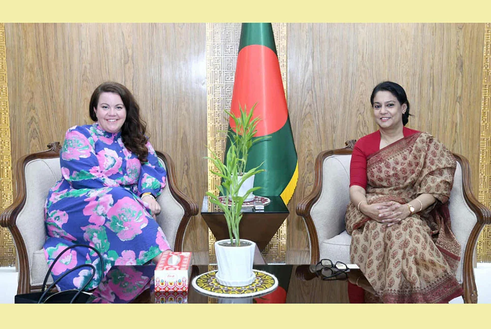 পরিবেশ উপদেষ্টার সাথে নরওয়ের স্টেট সেক্রেটারির বৈঠক