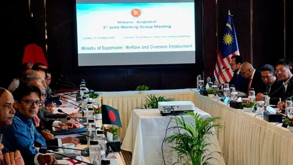 1747813979 0fbbd2506cb8f38a6c8e355d12719493