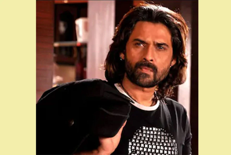 মারা গেছেন মুকুল দেব, বলিউডে শোকের ছায়া