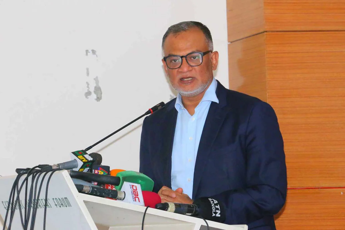 এক টাকার জিনিস ২০ টাকায়, অর্থনীতিতে বোঝা : বাণিজ্য উপদেষ্টা