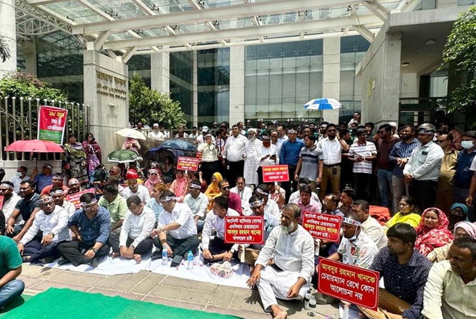 ৪৮ ঘণ্টা শাটডাউনের পর এনবিআরের আন্দোলন প্রত্যাহার