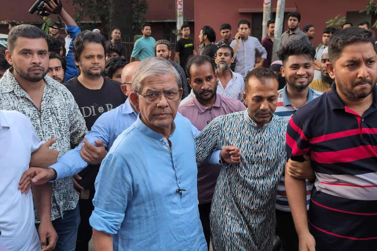 আহতদের দেখতে বার্ন ইনস্টিটিউটে মির্জা ফখরুল