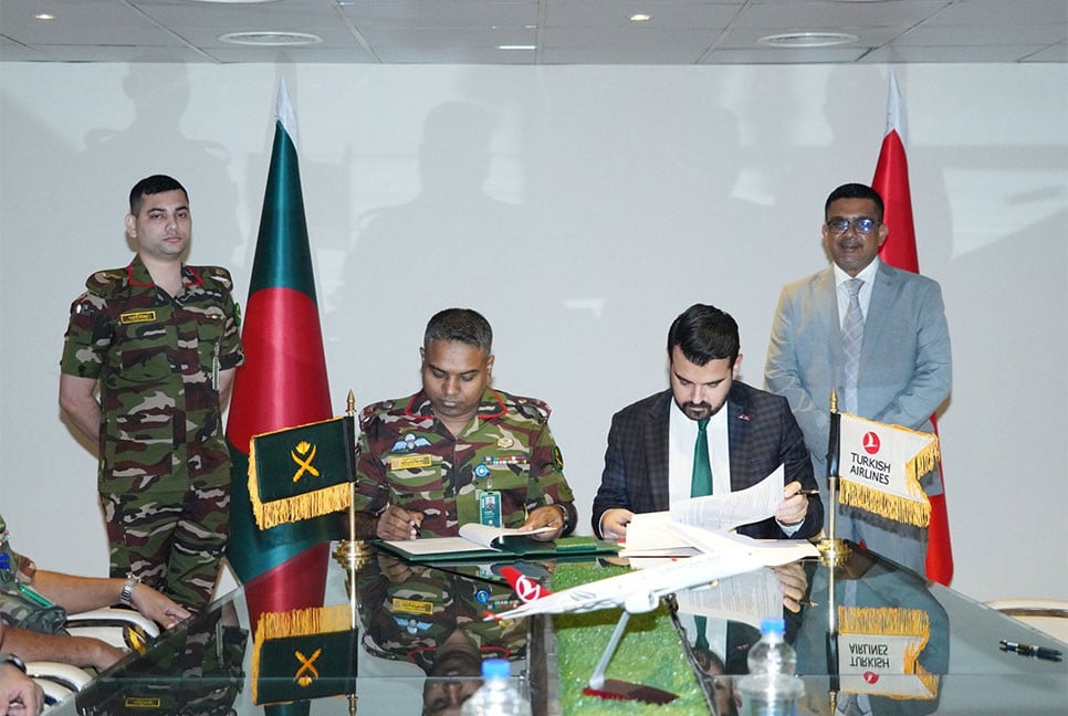 সেনাবাহিনী ও টার্কিস এয়ারলাইন্সের মধ্যে সমঝোতা স্মারক সই