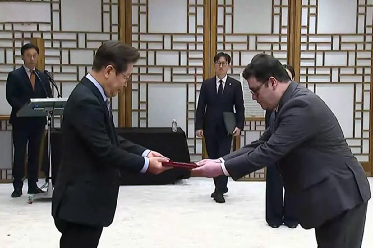 বাংলাদেশের সঙ্গে সম্পর্ক আরও গভীর করতে চান দক্ষিণ কোরিয়ার প্রেসিডেন্ট