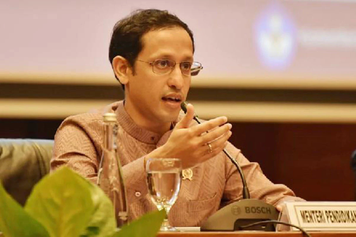 বিক্ষোভে উত্তাল ইন্দোনেশিয়া, দুর্নীতির অভিযোগে সাবেক মন্ত্রী আটক