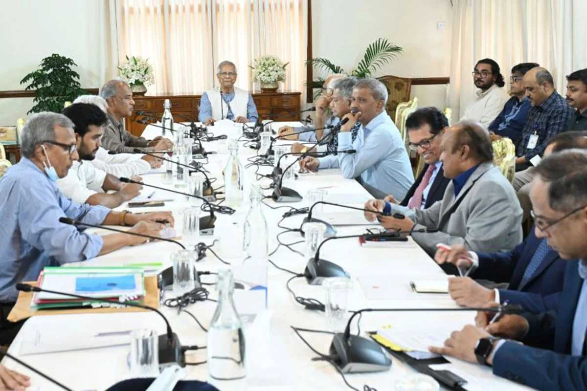 ডাকসু নির্বাচনে শান্তিপূর্ণ ও উৎসবমুখর পরিবেশ নিশ্চিতে প্রধান উপদেষ্টার নির্দেশ