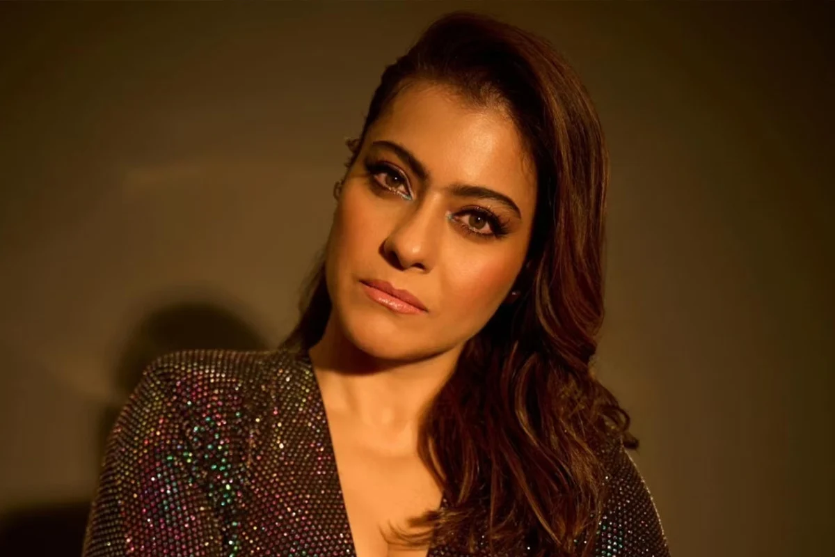 নায়ককে সজোরে থাপ্পড়, হোটেলে ফিরে কেঁদে ফেলেন কাজল