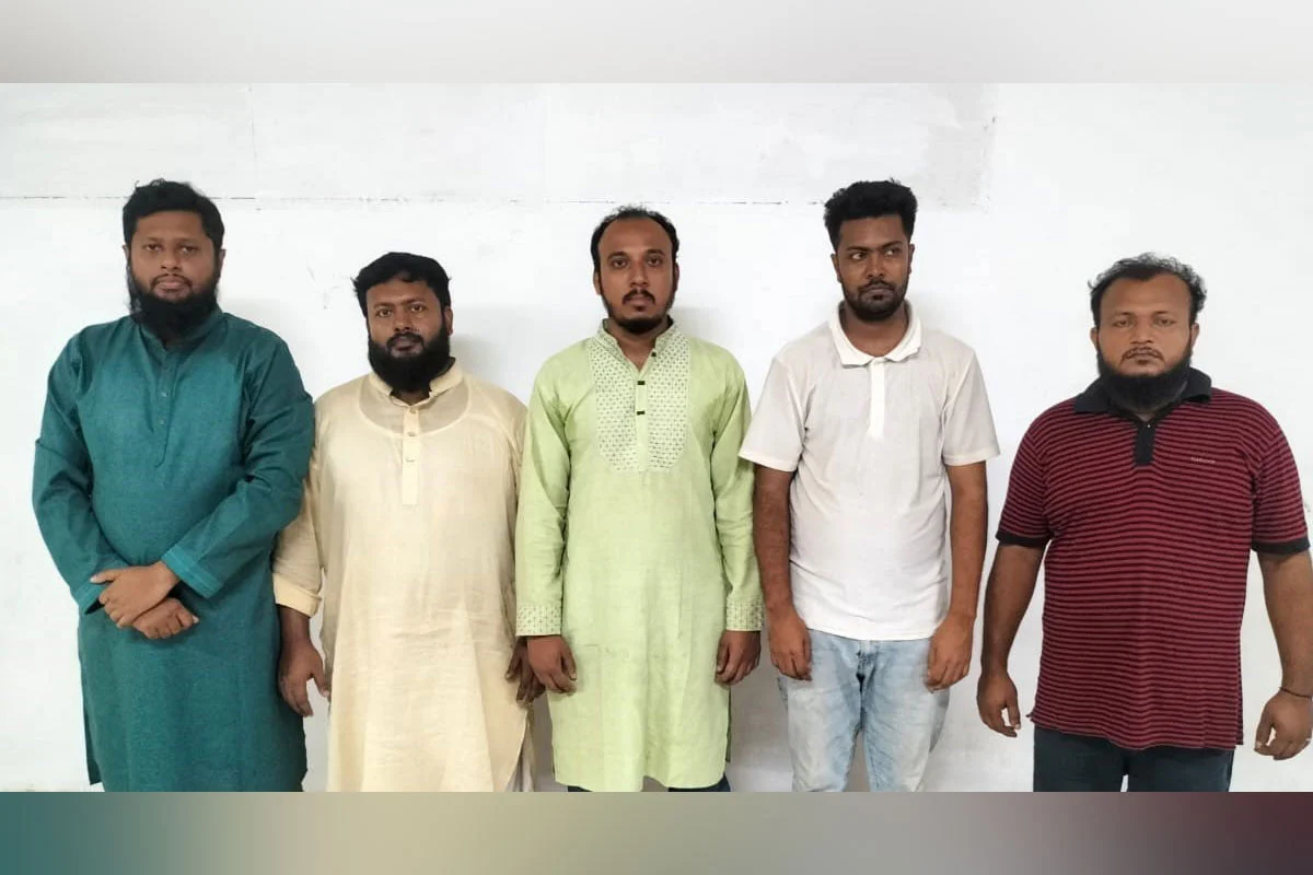 মুচলেকায় ছাড়া পাওয়া সেই ‘সমন্বয়ক’ ফের চাঁদাবাজির অভিযোগে আটক