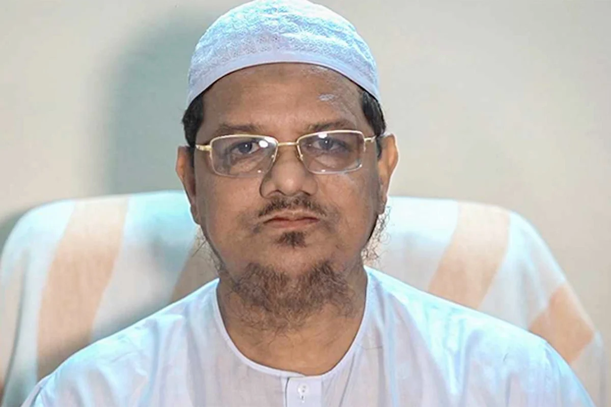 কুমিরকে সর্দির ভয় দেখাবেন না : চরমোনাই পীর